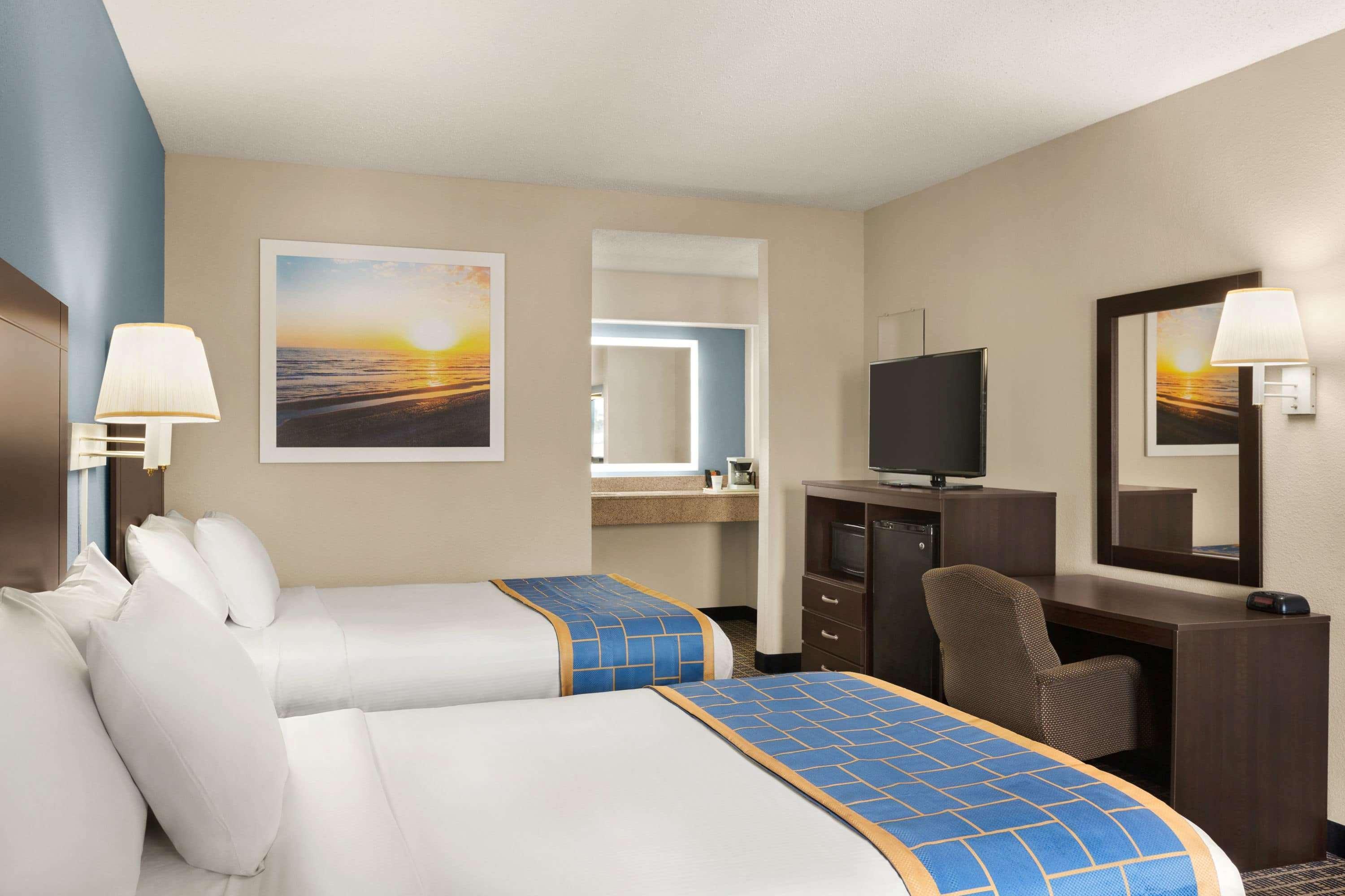 Days & By Wyndham Midtown Motel