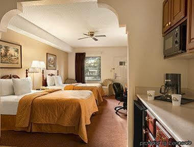 Days & By Wyndham Midtown 2* Savannah